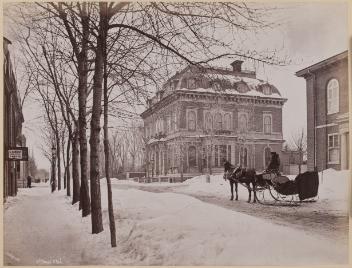 Club Saint-James, rue Dorchester (aujourd'hui boulevard René-Lévesque), Montréal, QC, vers 1870
