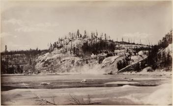 Les Hautes Chutes sur la rivière du Lièvre, QC, vers 1865