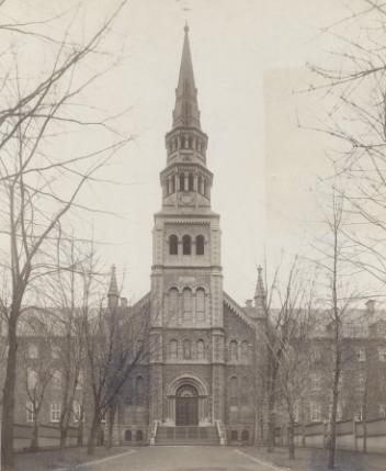 Entrée de la chapelle du couvent des Soeurs Grises, rue Dorchester, Montréal, QC, vers 1890