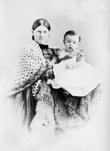 Le bébé et la gouvernante de Mme C. E. Seymour, Montréal, QC, 1865
