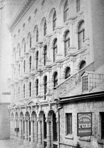 Bâtiment Caverhill, rue Saint-Pierre, Montréal, QC, 1866