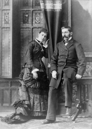Mme Desjardins et un homme, Montréal, QC, 1882