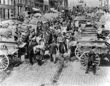 Jour de marché, place Jacques-Cartier, Montréal, QC, 1912-1915