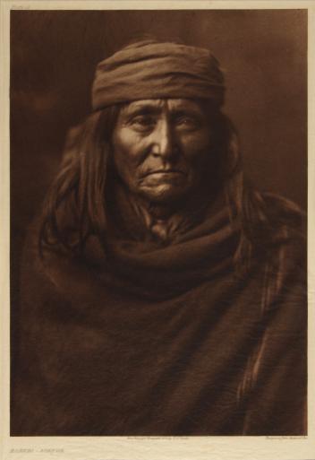 Eskadi – Apache, 1903