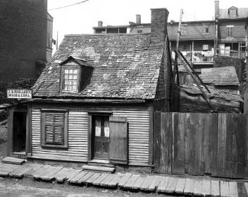 Jean-Baptiste Mailloux, wood and coal merchant, Barré Street, Montreal, QC, 1903
