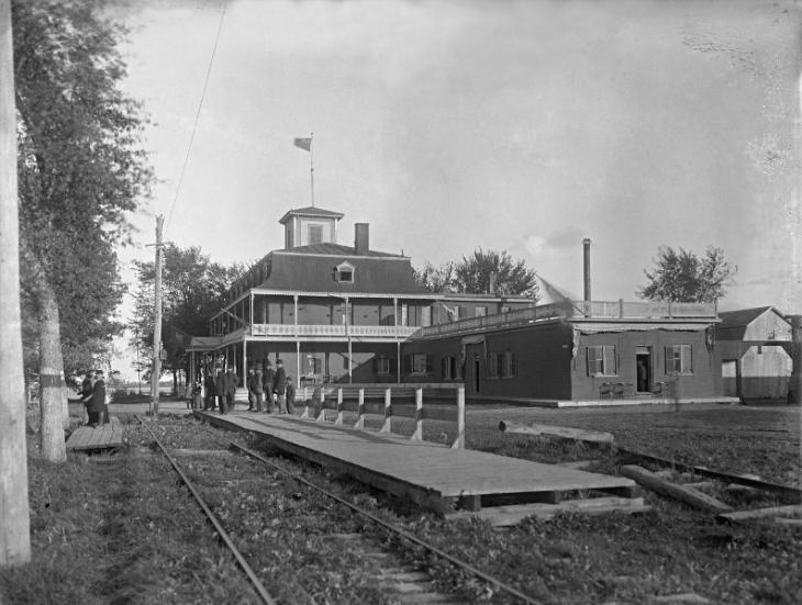 Terminus de la Terminal Railway Company, Pointe-aux-Trembles, QC, vers 1900