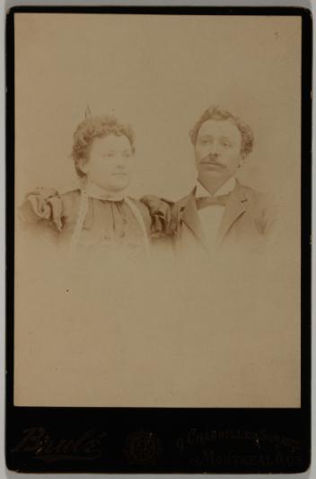 Portrait d’un couple non identifié, Montréal, Québec, 1900-1902