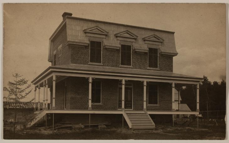 Vue d’une maison, Saint-Antoine ?, Québec, 1908-1911
