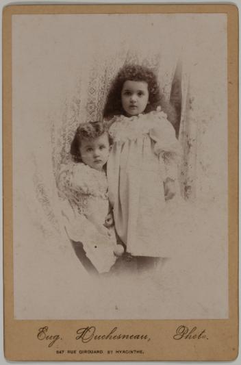 Portrait of unidentified children, Saint-Hyacinthe, Quebec, 1890-1895