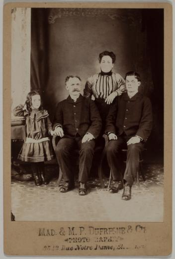 Group portrait of an unidentified family, Saint-Henri, Quebec, 1897-1905