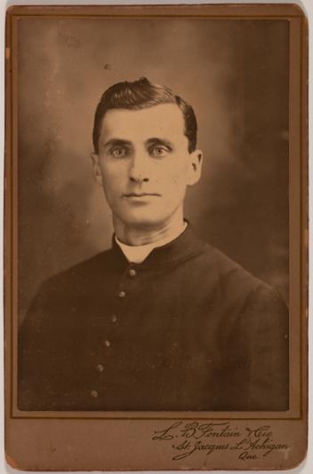 Portrait d’hommes non identifiés, Saint-Jacques-de-l'Achigan, Québec, vers 1907