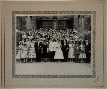 Wedding portrait of unidentified persons, Quebec, 1940-1970