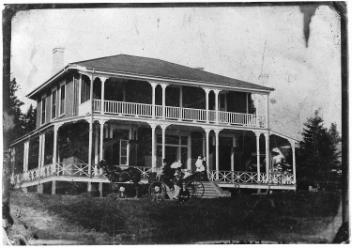 Possiblement la résidence d'été d'un parent de A. Sidney Dawes, Cacouna, QC, vers 1890