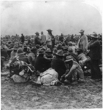 General Cronje's 4000 Boers after their surrender, Paardeberg, South Africa, 1900