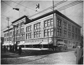 Magasin Goodwin's (futur emplacement de la T. Eaton Co.), rue Sainte-Catherine, QC, vers 1912