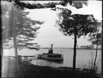 Ferry at dock, Pointe-aux-Trembles, QC, about 1900