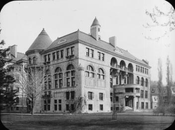 Pavillon Macdonald de physique, Université McGill, Montréal, QC, vers 1901