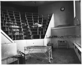 Amphithéâtre, salle d'opération no. 1, hôpital Royal Victoria, Montréal, QC, vers 1894