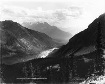 Kicking Horse Valley and Ottertail Range, BC, 1904
