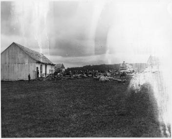 Ferme de L. Maltais, Grand Brûlé, rivière Saguenay, QC, vers 1906