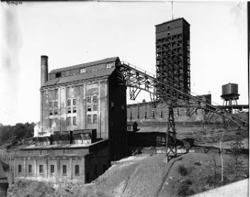 Digester house and acid tower, Laurentide Pulp Mills, Grand'Mère, QC, about 1908