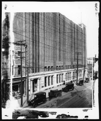 Baillargeon Express Company Building, Ontario Street, Montreal, QC, 1925