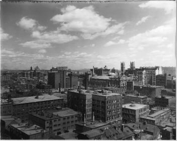 Vue de Montréal en direction est depuis l'immeuble de la Southam Press, QC, 1926-1927