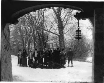 Sir Edward Clouston's group at "Boisbriant", Ste. Anne de Bellevue, QC, 1911